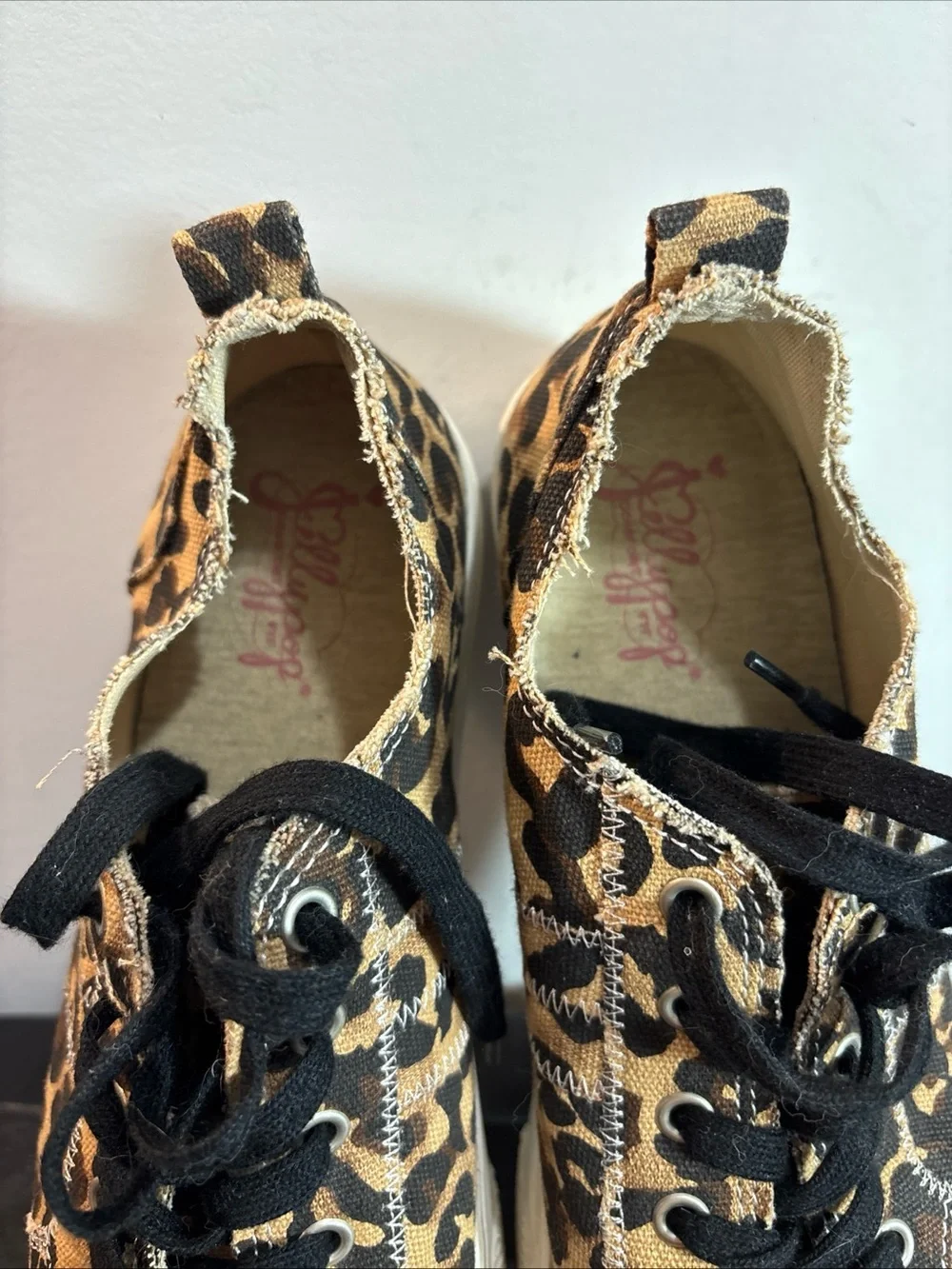 Jelly pop Women’s Leopard Print Casual Sneakers - Black & Tan 9/13
